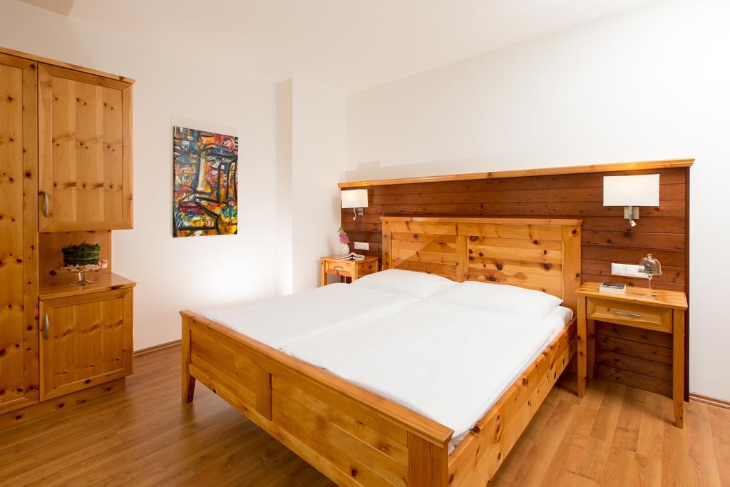 Komfort Appartements Zirbenland - Adults Only - No Dogs Weißkirchen in Steiermark Exterior foto